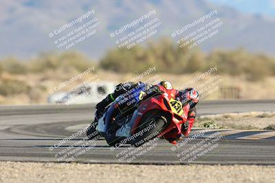 media/Dec-07-2025-CVMA (Sun) [[3e7d2de5dc]]/Race 15-Amateur Formula Open/